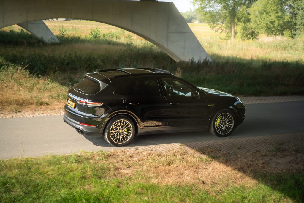 porsche cayenne e hybrid e155vb 20250828 (11)