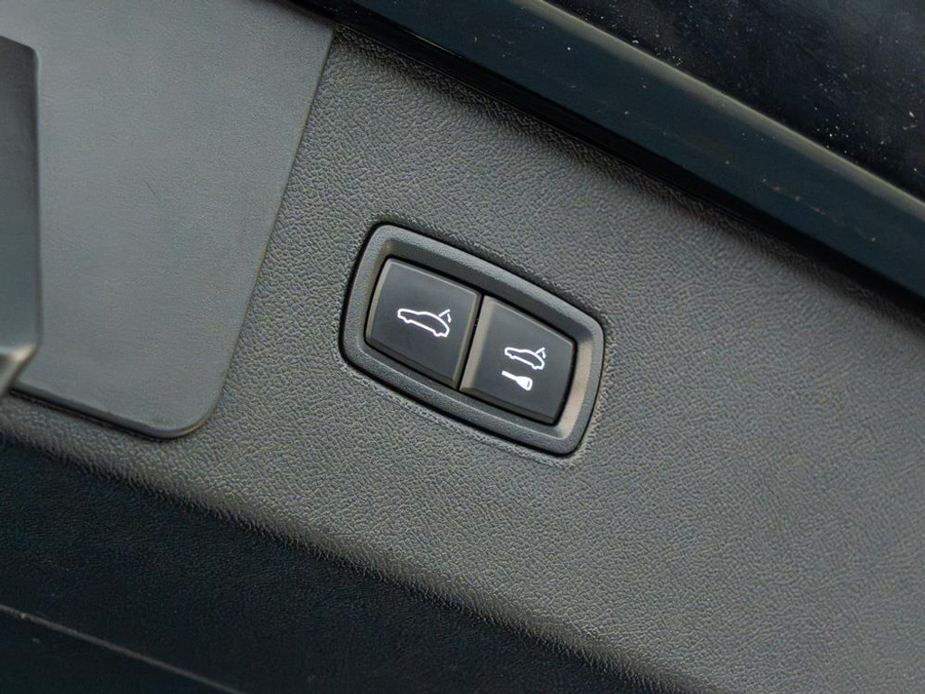 47099270 porsche cayenne 30 e hybrid platinum edition – foto 28