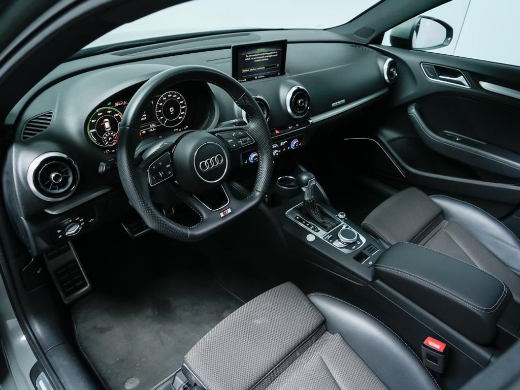 47322139 audi a3 sportback 40 e tron s line | panodak | b&o audio – foto 11