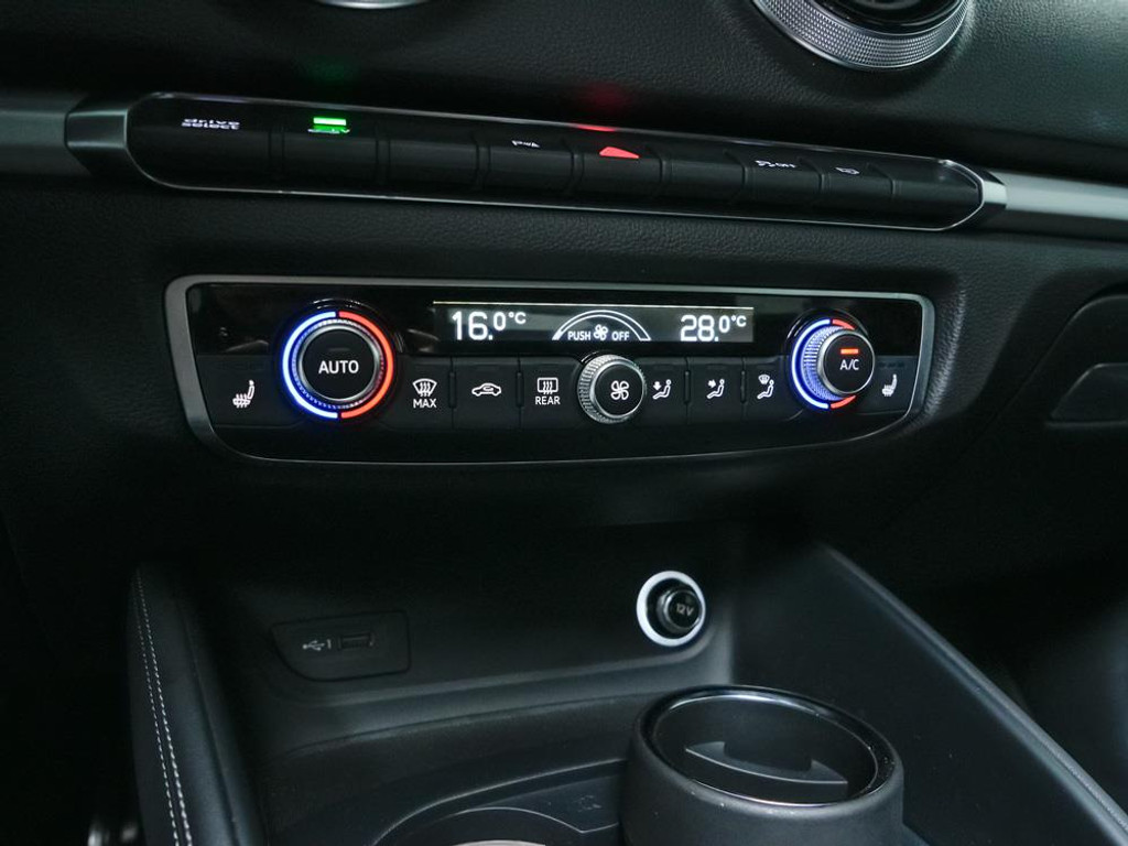 47322139 audi a3 sportback 40 e tron s line | panodak | b&o audio – foto 16