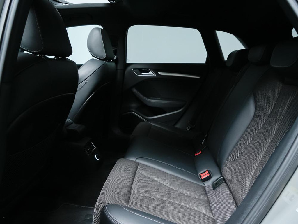 47322139 audi a3 sportback 40 e tron s line | panodak | b&o audio – foto 21