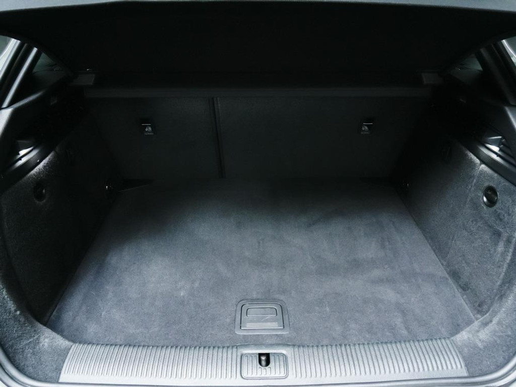 47322139 audi a3 sportback 40 e tron s line | panodak | b&o audio – foto 24