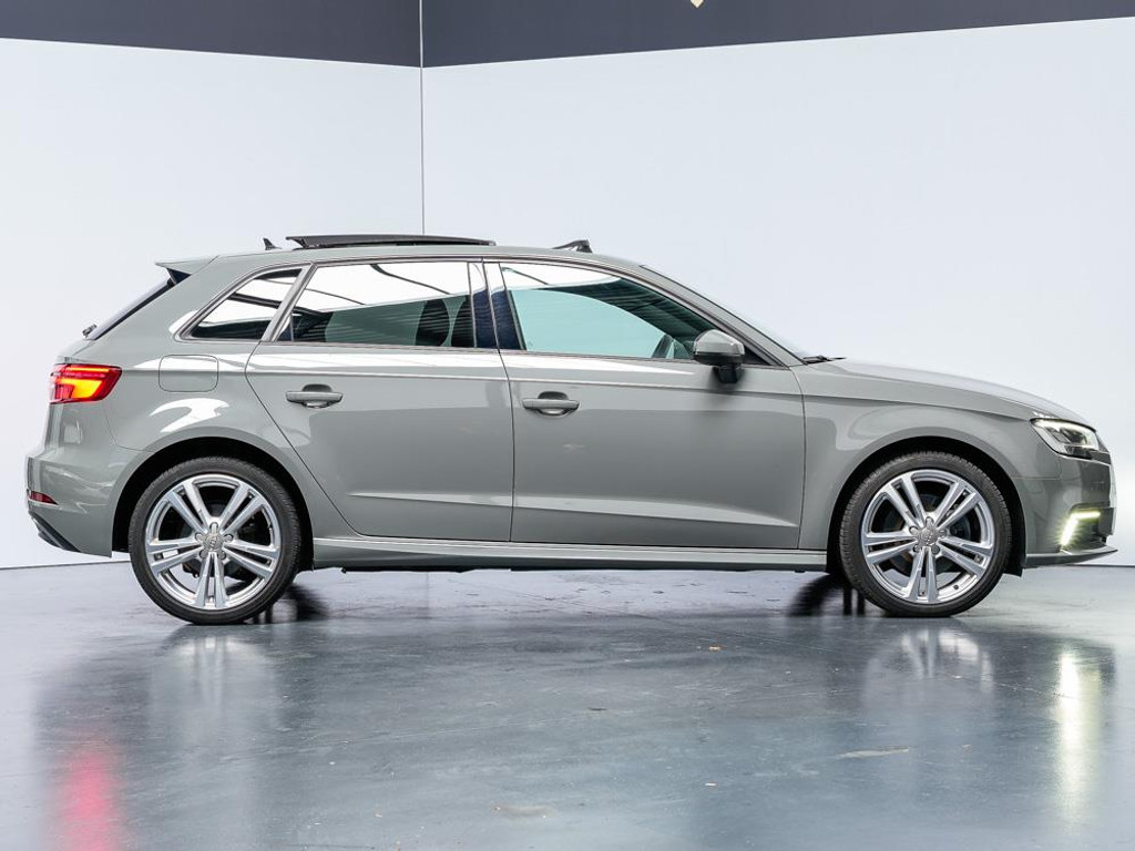 47322139 audi a3 sportback 40 e tron s line | panodak | b&o audio – foto 6