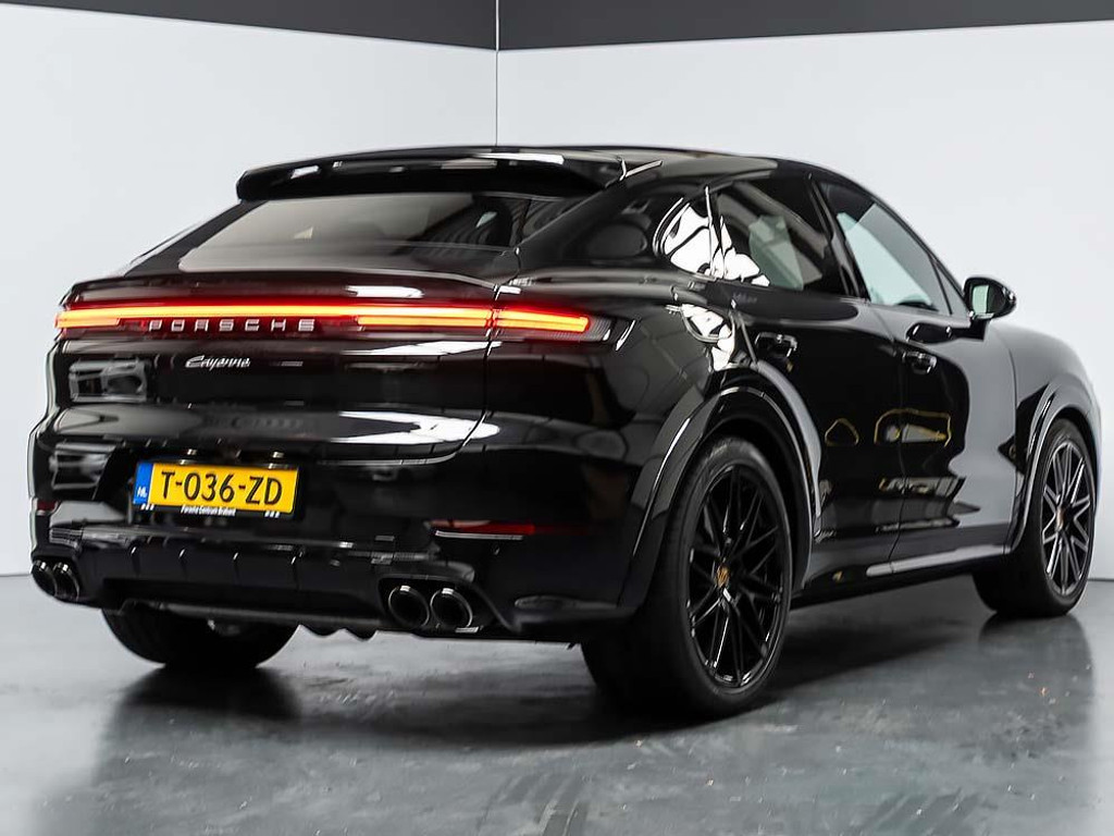 48494000 porsche cayenne coupé 30 e hybrid |bose | sport chrono | memory – foto 5