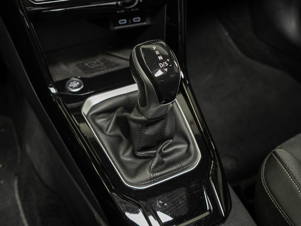 48539986 volkswagen t roc 15 tsi r line business+ – foto 18