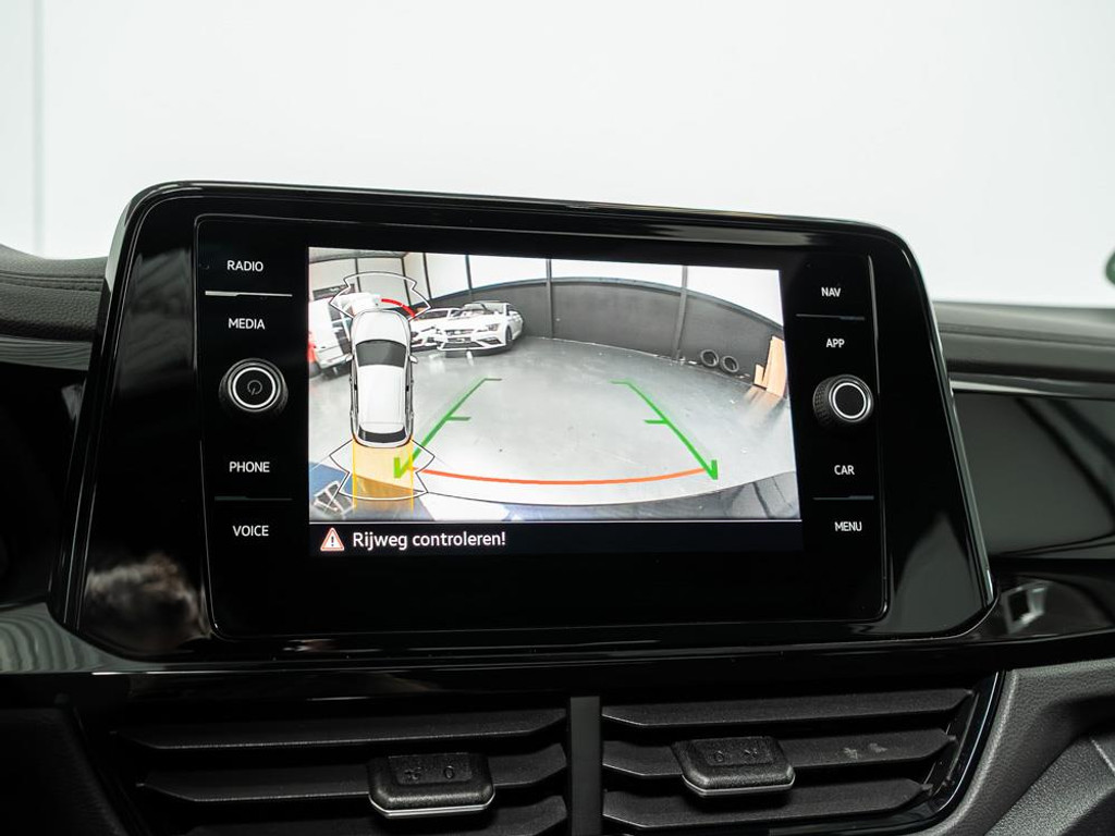 48539986 volkswagen t roc 15 tsi r line business+ – foto 20