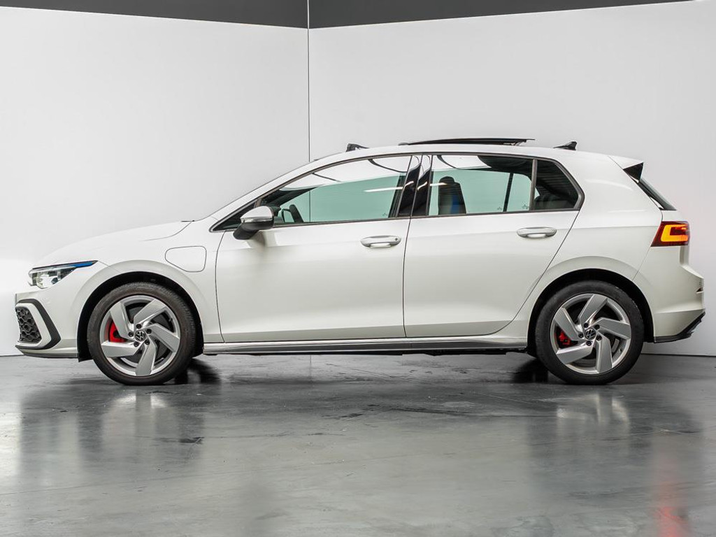 48637861 volkswagen golf 14 gte | 245pk | pano | matrix led – foto 2