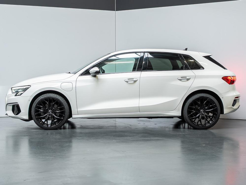 48901851 audi a3 sportback 40 tfsi e advanced edition | s line | 19 inch | pano – foto 2