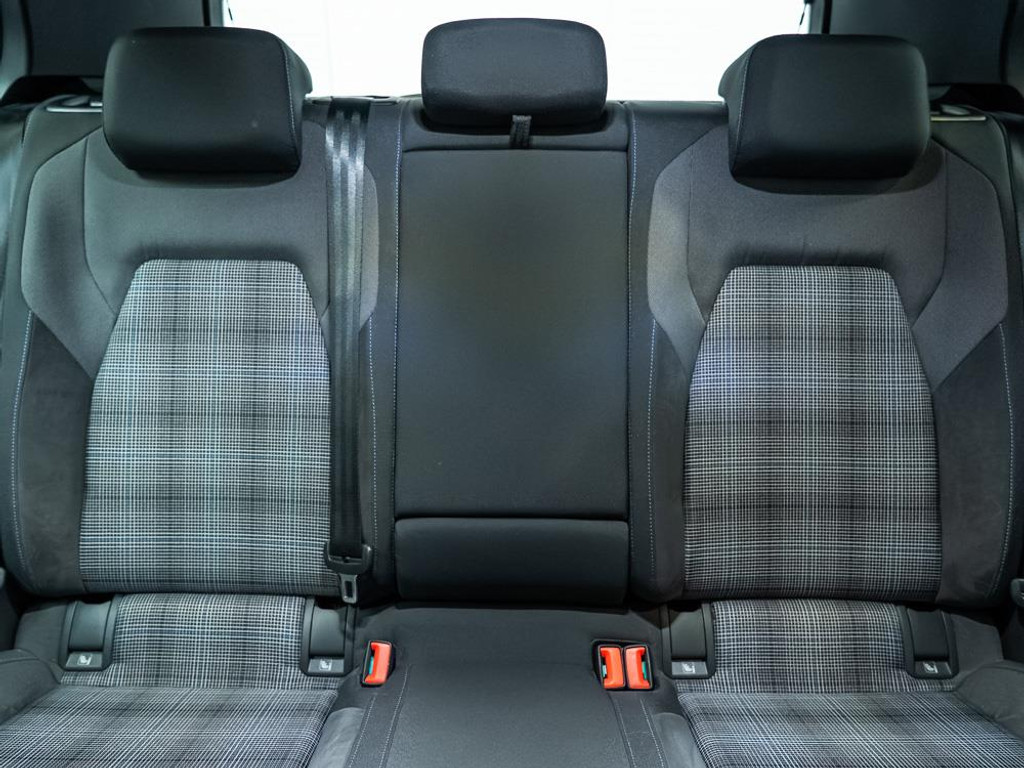 49342884 volkswagen golf 14 ehybrid gte | 245pk | 19 inch | trekhaak – foto 23