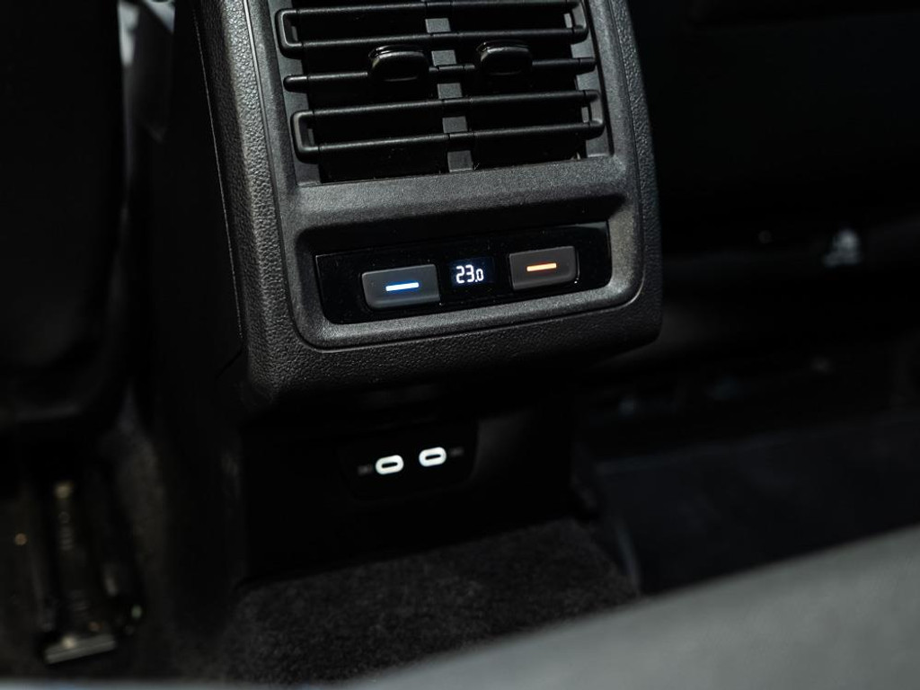 49342884 volkswagen golf 14 ehybrid gte | 245pk | 19 inch | trekhaak – foto 24