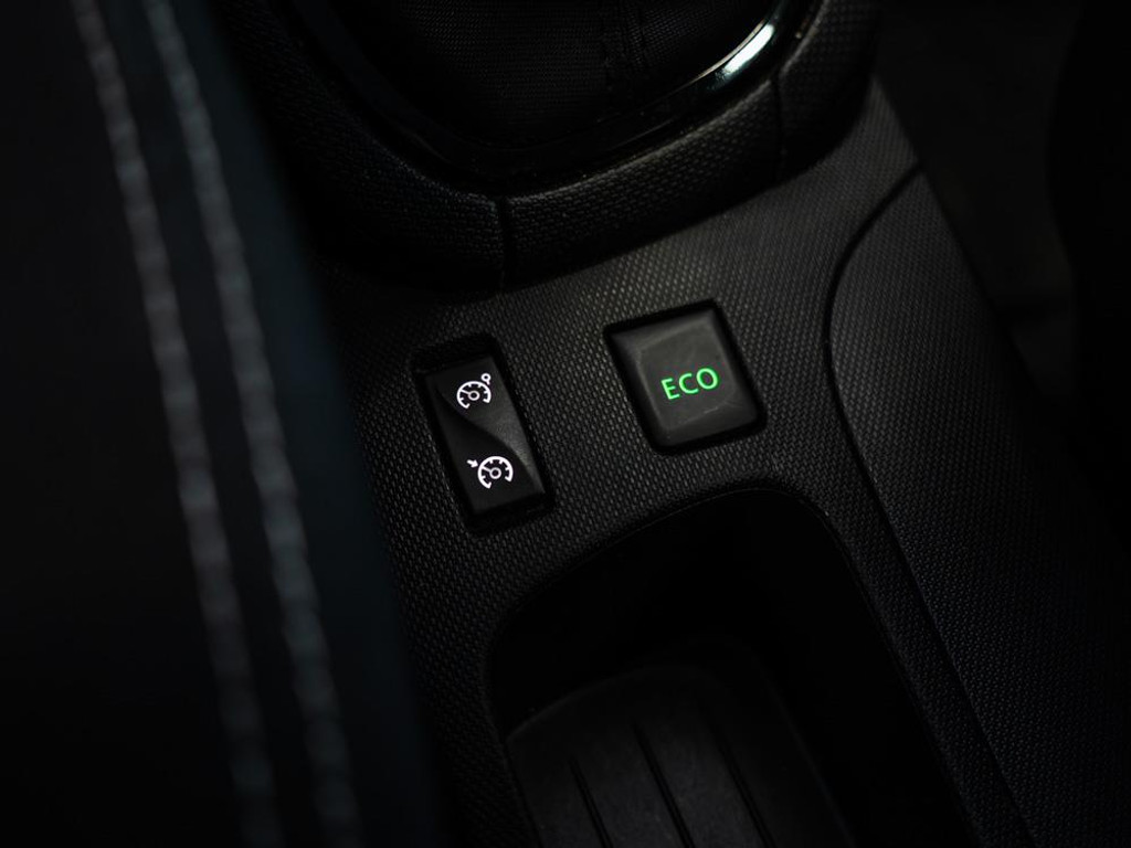 50417806 renault clio 09 tce dynamique | achteruitrijcamera | cruise control – foto 24