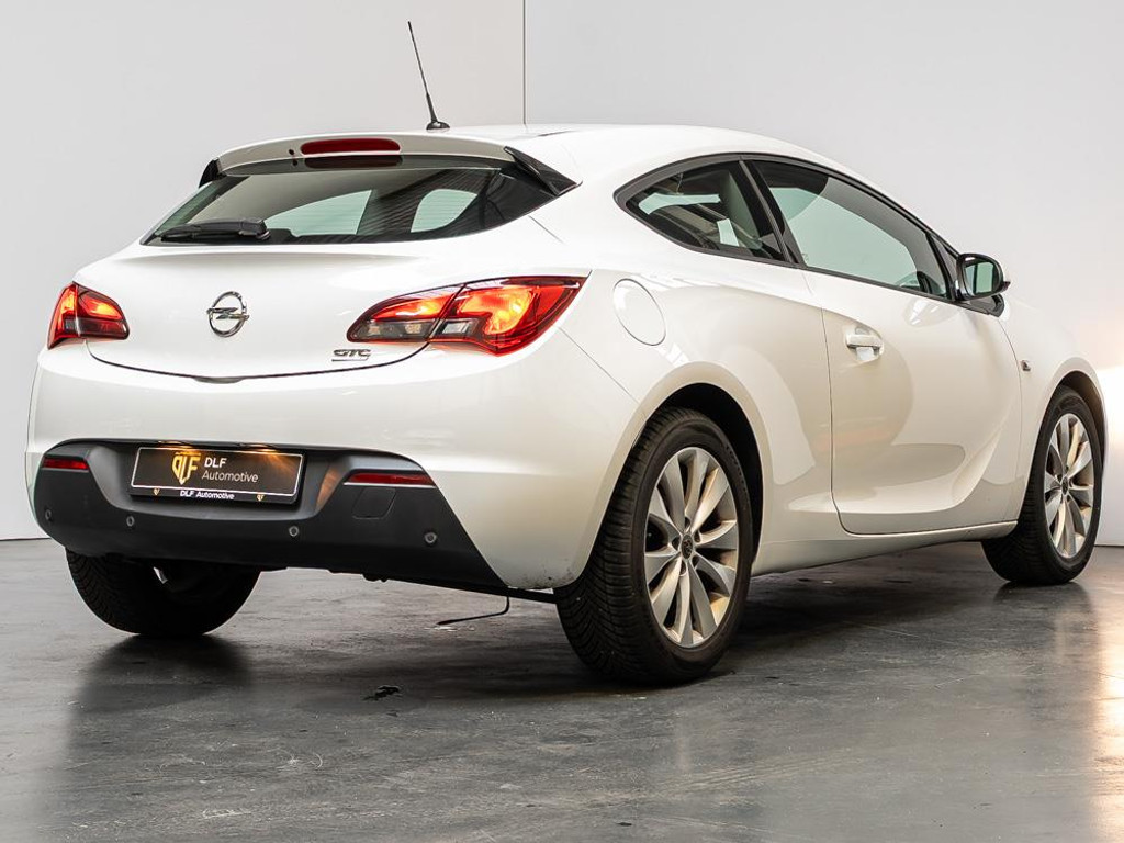 50960507 opel astra gtc 14 turbo design edition – foto 5