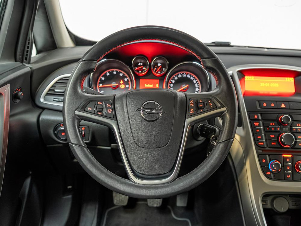 50960507 opel astra gtc 14 turbo design edition – foto 13