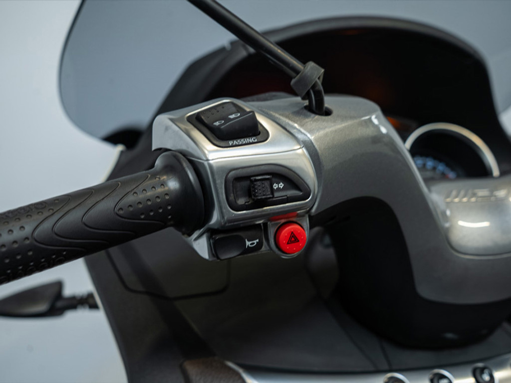 52081184 piaggio scooter 500 lt mp3 sport abs – foto 11