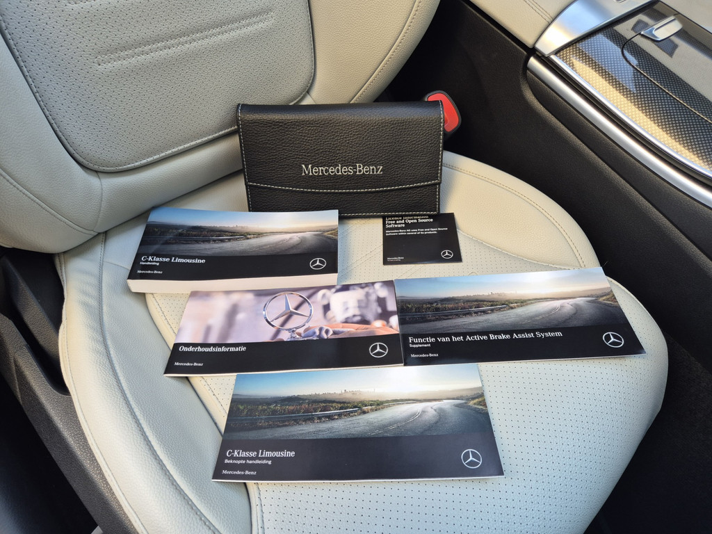 55542328 mercedes benz c klasse 180 amg line | burmester | wit leder | pano – foto 25